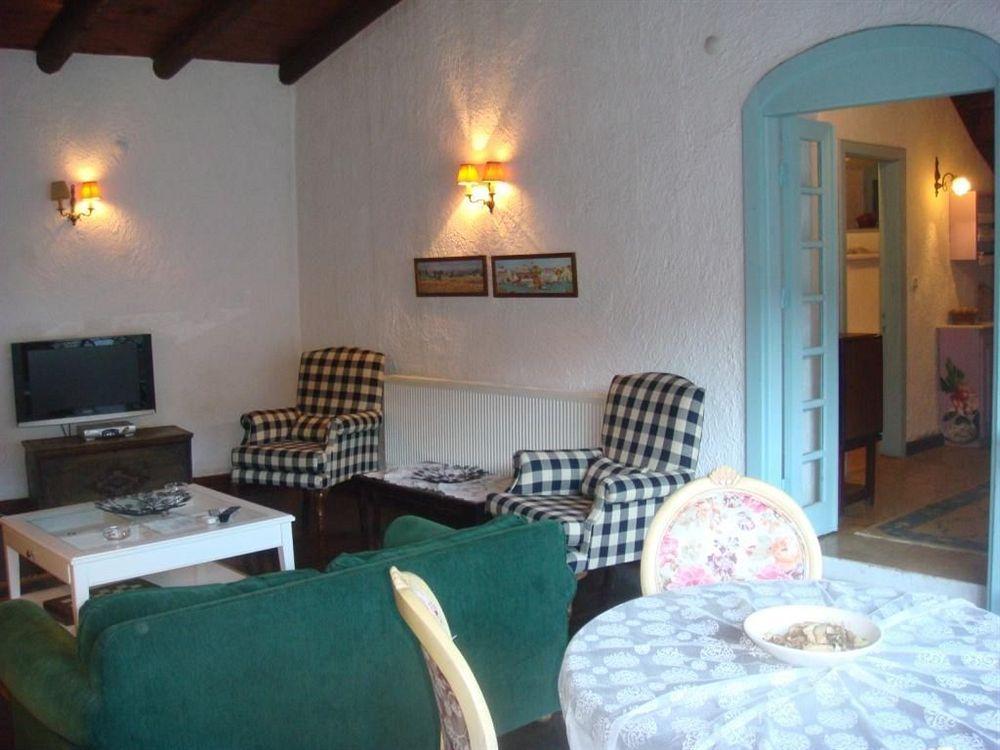 Manici Kasri Hotel Кючуккую Екстериор снимка