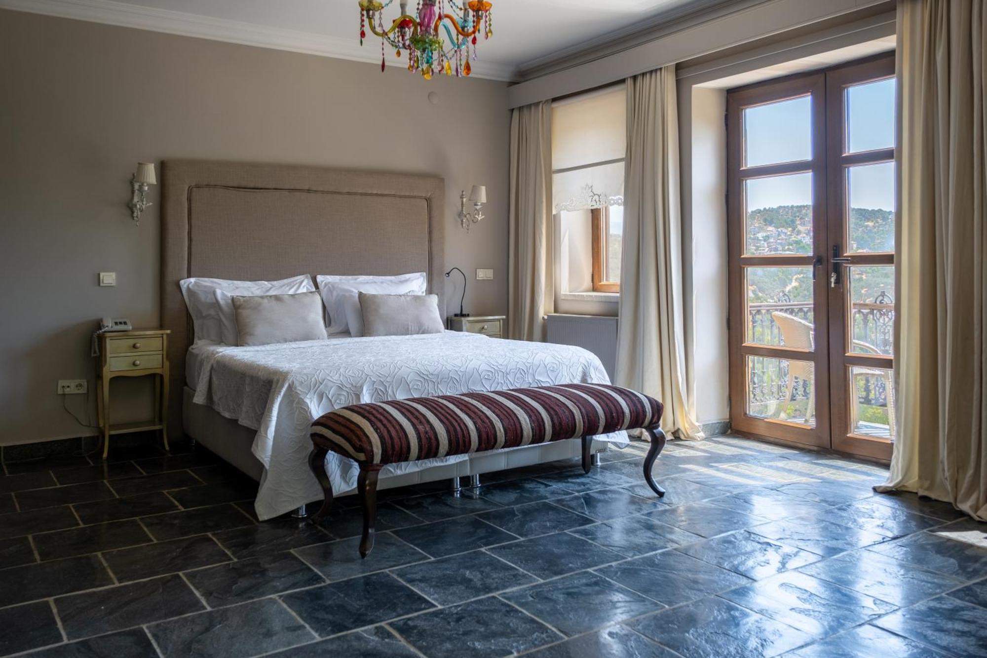 Manici Kasri Hotel Кючуккую Екстериор снимка