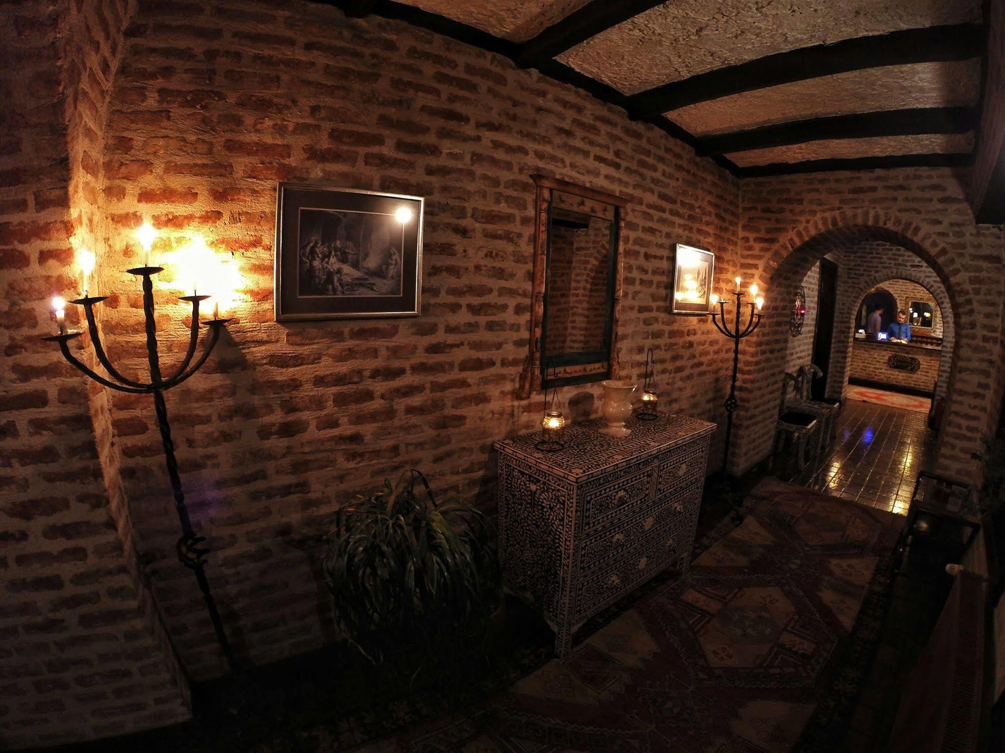 Manici Kasri Hotel Кючуккую Екстериор снимка